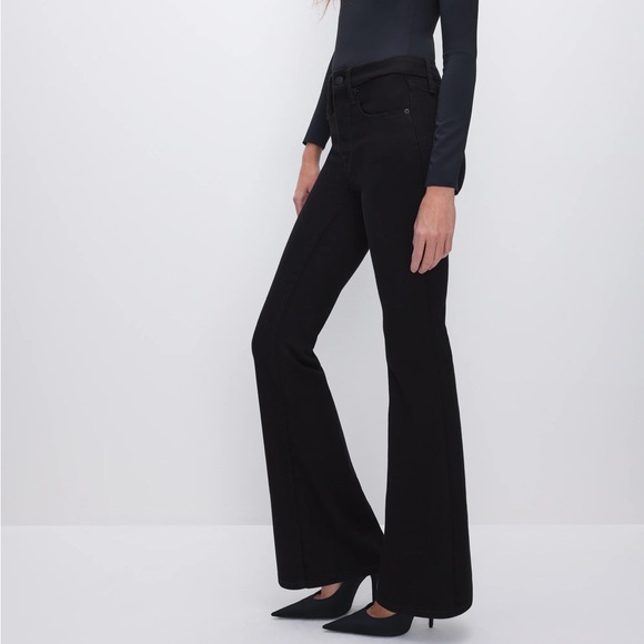 GOOD LEGS FLARE JEANS IN BLACK - Picture 9 of 9